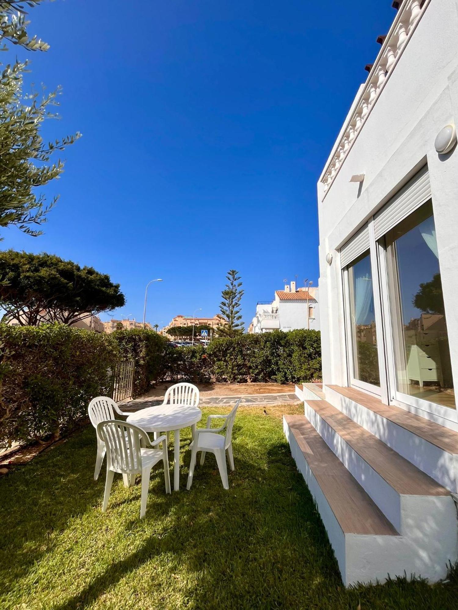 Appartement Vista Puerto 180 à Roquetas de Mar Extérieur photo